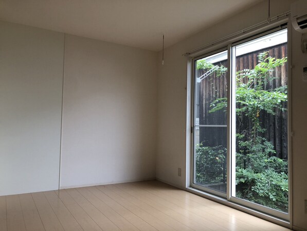 ジュネス清水の物件内観写真